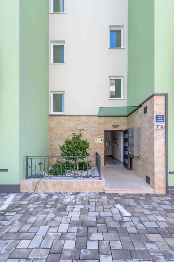 Searenity Lägenhet Split Exteriör bild
